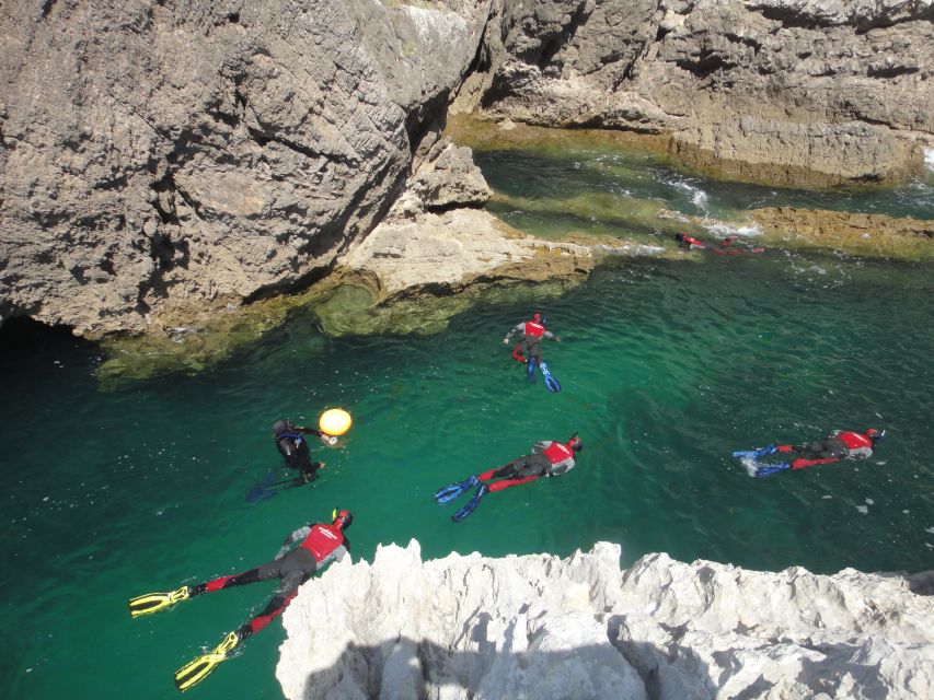 Lisbon: Snorkelling in Sesimbra/Arrábida Natural Park - The boat ride to Professor Luiz Saldanha Marine Park