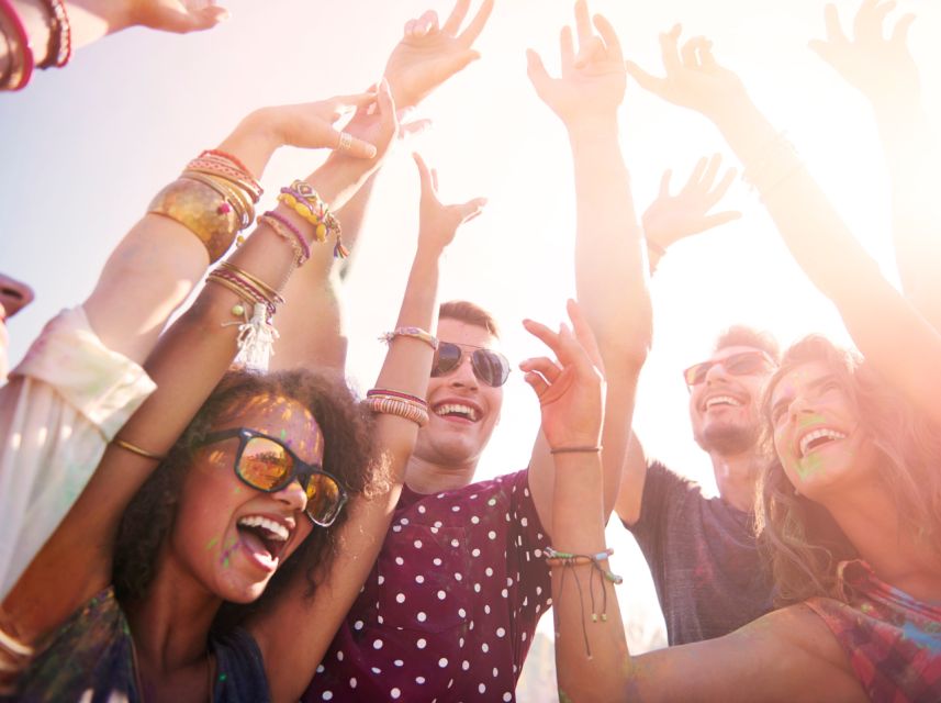 Lisbon: Sunset Boat Party Cruise with DJ and Open Bar - Should You Book This Lisbon Sunset Boat Party?