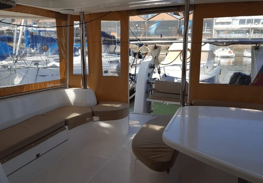 Lisbon: Sunset Cruise With Drinks on Spacious Yacht - Should You Book This Lisbon Sunset Cruise?