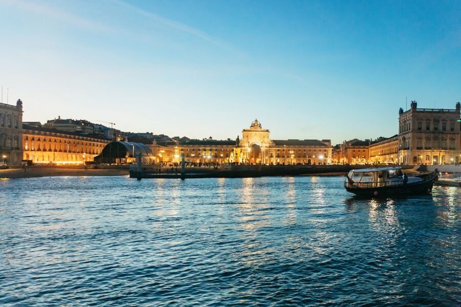 Lisbon: Sunset Cruise with Welcome Drink and Snacks - What You’ll See on the River: Stops That Make Sense for First-Time Lisbon