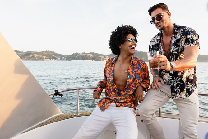 Lisbon – Sunset DJ & Porto Tonic Premium Boat Experience - Getting to Ondas de Ângelo at Doca de Santo Amaro