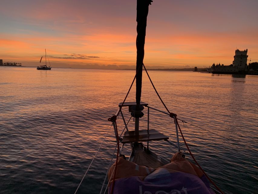 Lisbon: Sunset Sailing Cruise with Wine - Timing, Check-In, and the One Thing That Can Ruin Your Start