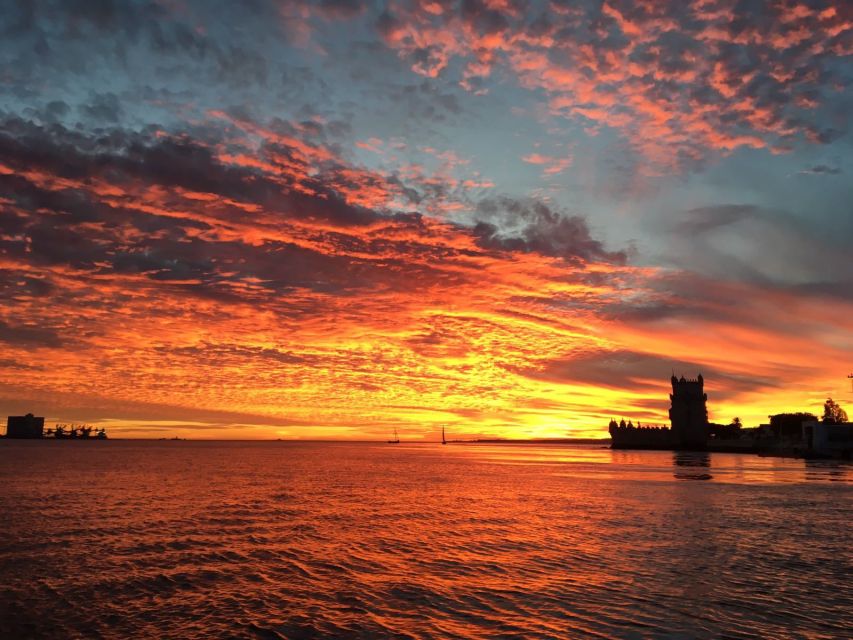 Lisbon: Sunset Sailing with Portuguese Wine and History - Back to Commerce Square: a smooth landing for the evening