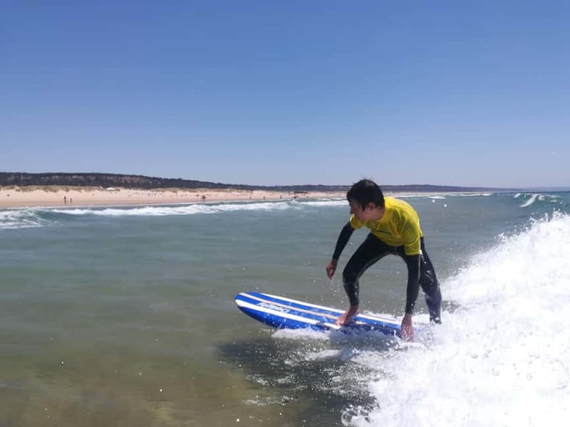 Lisbon: Surfing Lesson on Costa de Caparica Beach - Costa de Caparica near Lisbon: why this location works for beginners