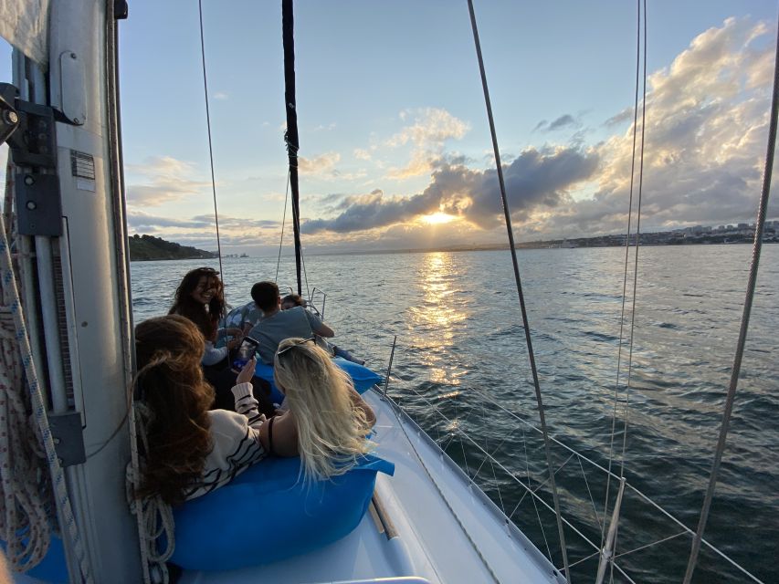 Lisbon: Tagus River Sunset Cruise with Drinks - Belém and the river monuments: the part you will remember