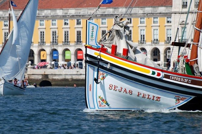 Lisbon Traditional Boats - Express Cruise - 45min - A 45 minute Tagus cruise on a traditional cargo boat