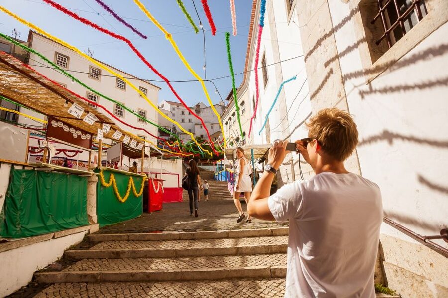 Lisbon Tram No. 28 Ride & Walking Tour - Price and what you really get for $23