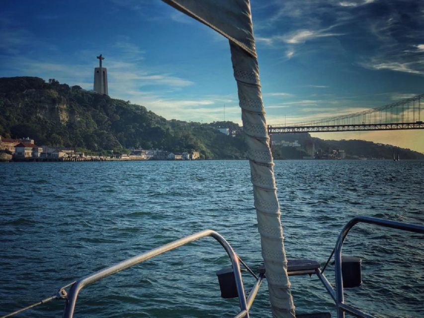 Lisbon: Yacht Sailing Tour With Portuguese Wine and History - Christ the King and the Big-View Moment