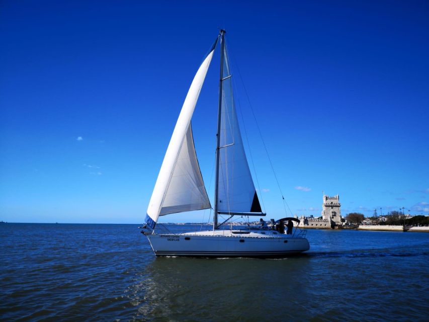 Lisbon: Yacht Sailing Tour With Portuguese Wine and History - Sunset Sessions and Why Timing Can Upgrade the Photos
