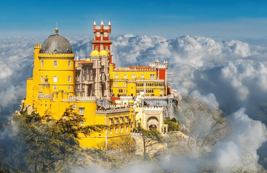 Magical Day Trip: Pena Palace, Sintra, CaboDa Roca & Cascais - Guide style and the value of a real private group