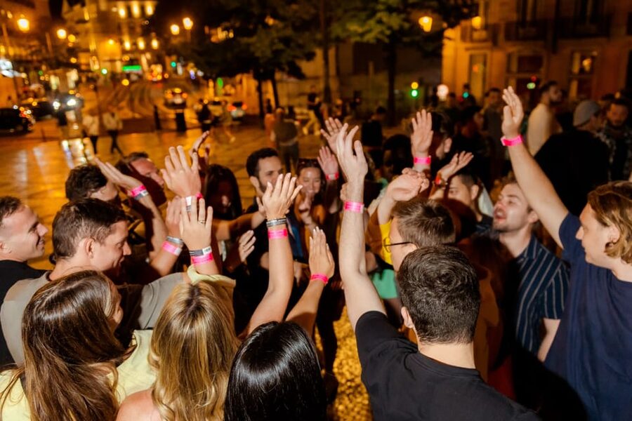 NYE Pub Crawl + VIP Club Entry - Price and drink value, including the 10€ gin/vodka upgrade