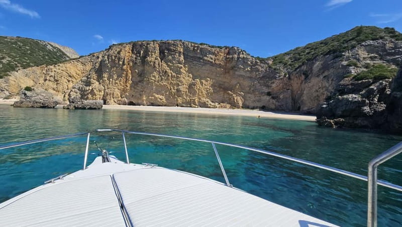 Passeio de Barco em Sesimbra (Publico/Compartilhado) - Praia do Inferno and Praia da Baleeira: The Beaches You See Better From Sea