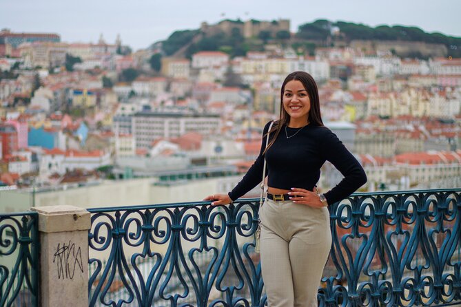 Photoshoot with a Local Professional Photographer in Lisbon - Stop 1: Praça do Comércio, the big Lisbon postcard start