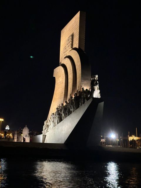 Private Boat Night Tour - Lisbon - The welcome drink, life vests, and what comfort really means here