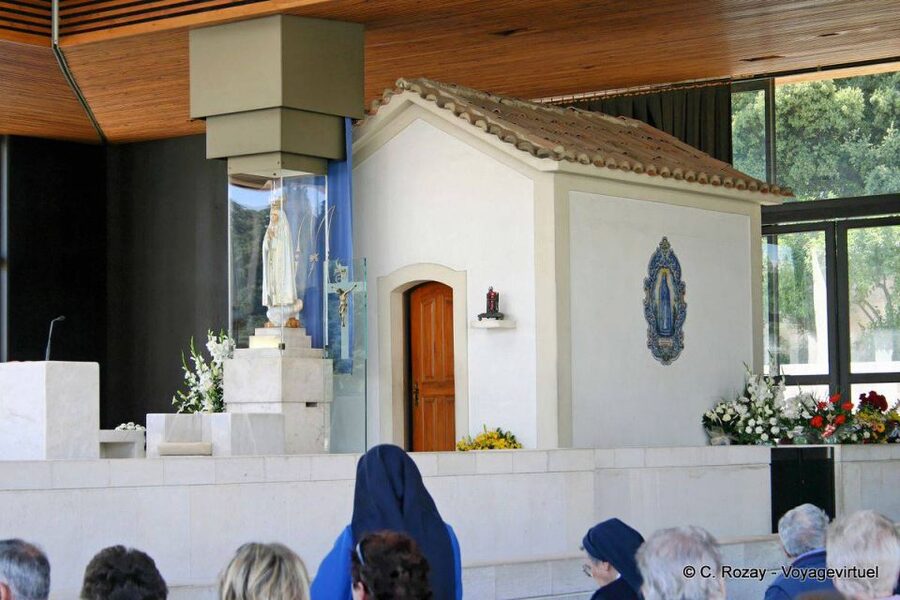 Private Fatima Full Day Tour from Lisbon - Nazaré belvedere time: ocean air, headlands, and coastal perspective