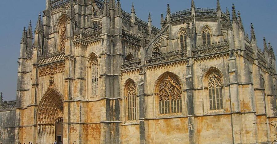 Private Full-day Tour to Fátima Nazaré and Óbidos - Key highlights to zero in on