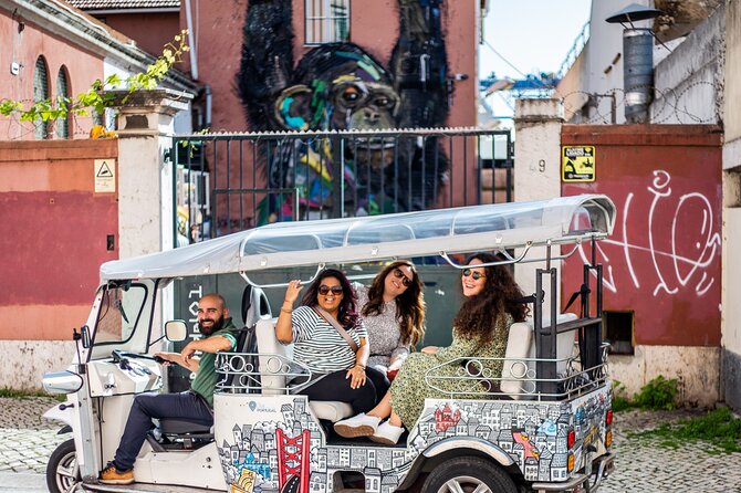Private Half-Day Eco Tuk Tuk Tour in Lisbon - Graça and São Vicente: where you connect the views to the neighborhoods