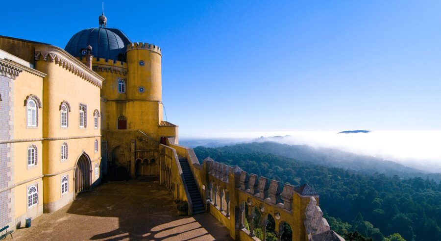 Private Tour : Sintra, Pena palace, Cabo da roca, Cascais - Morning Pickup and the Drive to Pena Palace