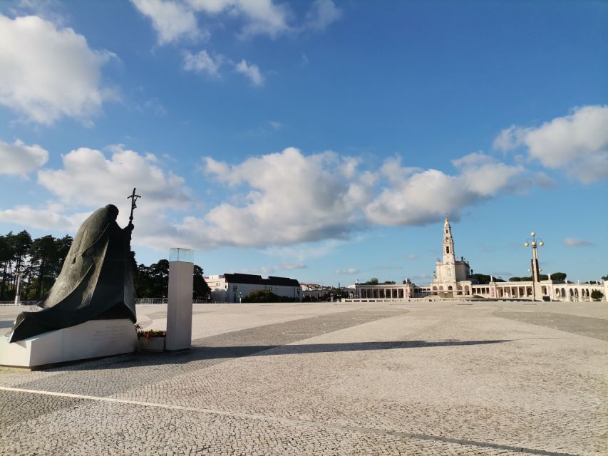 Private Tour to Fatima, Batalha, Nazare, Obidos From Lisbon - Nazaré: Sitio Panoramas and Fishermen’s Traditions