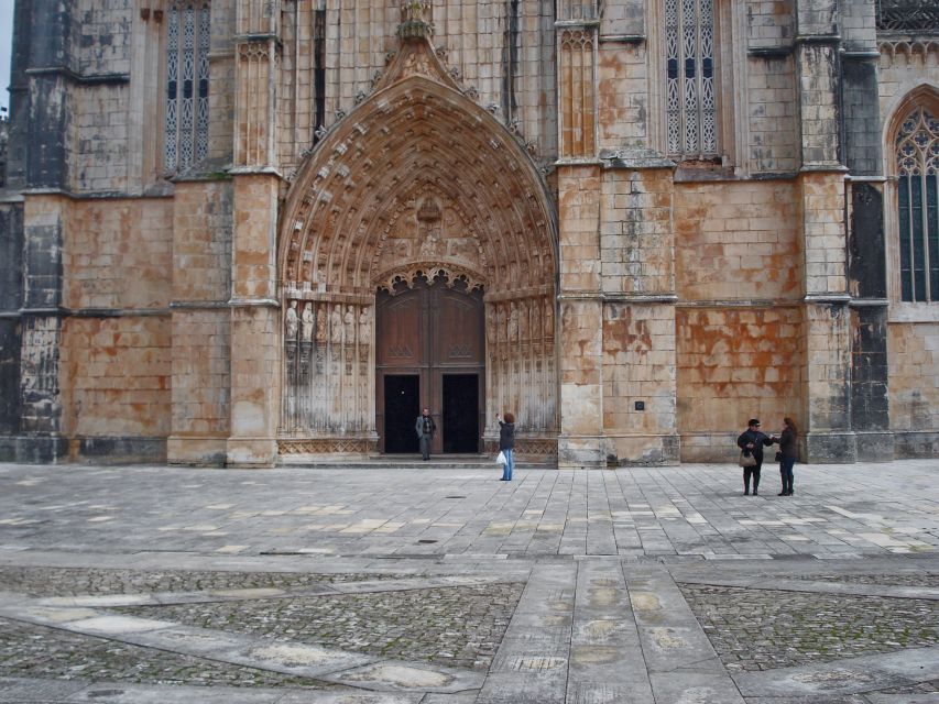 Private Tour to Fatima, Batalha, Nazare, Obidos From Lisbon - What You Get for About $406: Private Transport and Real Time Saved