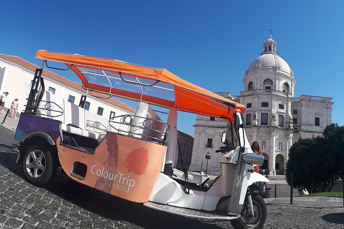 Private Tuk Tuk Tour Through Lisbon’s Historical Streets - Feira da Ladra: market stories on Tuesdays and Saturdays