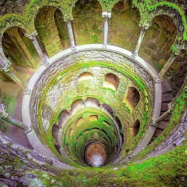 Quinta da Regaleira Skip-the-Ticket-Line Entry & Audioguide - Leda’s Grotto and the Chapel of the Holy Trinity: Stone Scenes With Meaning