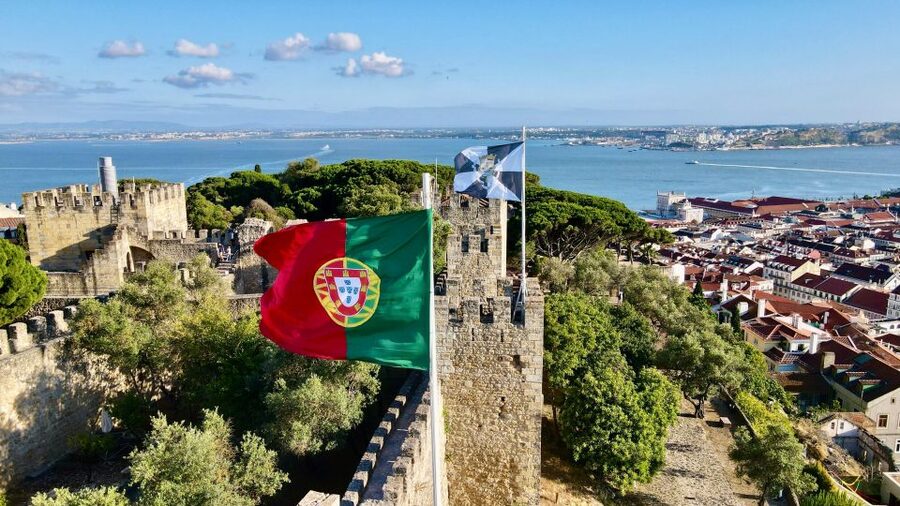 São Jorge Castle Skip-the-line Entry Ticket - The Lisbon hilltop reality check: why this ticket works