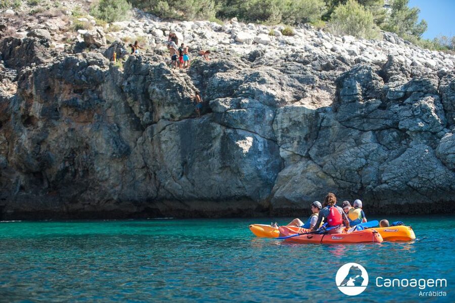 Sesimbra: Arrábida Natural Park Guided Kayaking Tour - Timing with transfers: arriving early, activity at 10:00, back by mid-afternoon