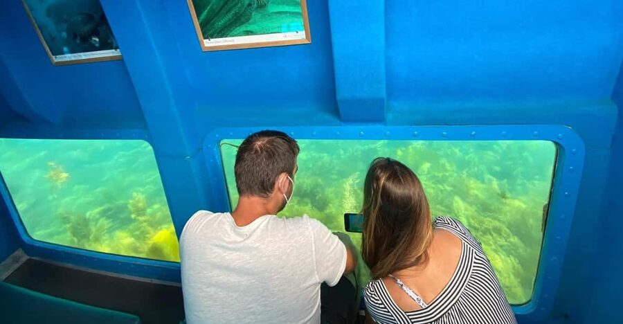 Sesimbra: Family Friendly Boat Sea Tour w/ Submarine Vision - Arriving at Aquarama and Settling In for a 2-Hour Cruise