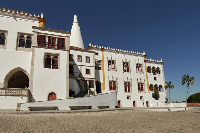 Sintra, Cascais and Estoril Coast with Tickets from Lisbon - Guide quality and translation: why it can be great or frustrating