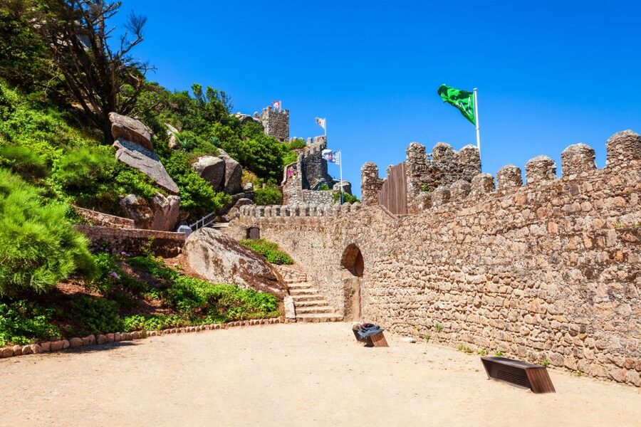 Sintra: Castle of the Moors E-Ticket and Audio Guide - Moorish Castle with an offline audio tour: what makes it work