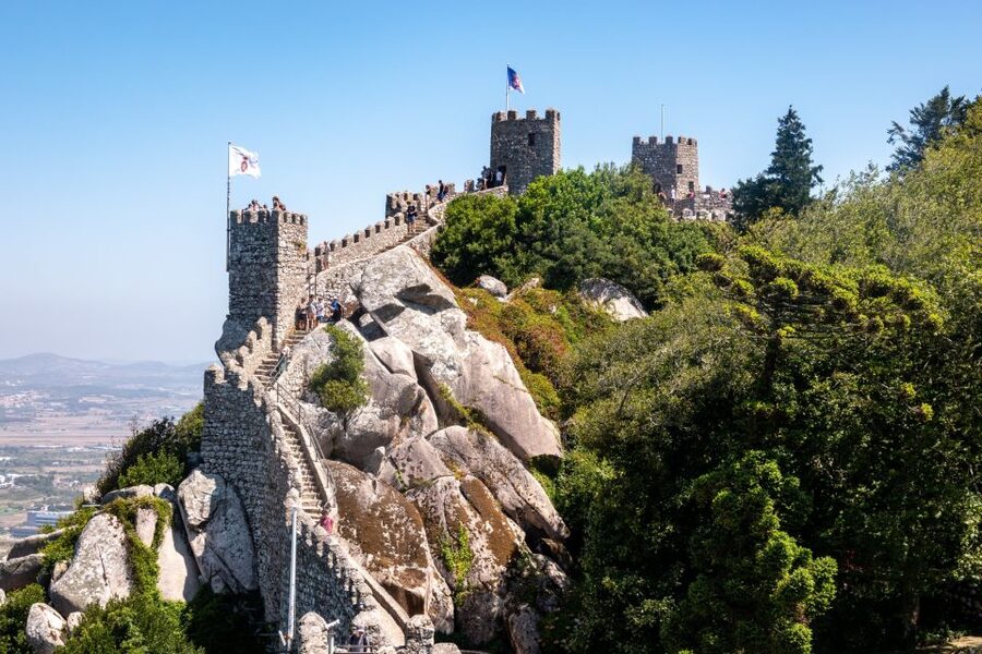 Sintra: Castle of the Moors & Quinta Entry with Audio Guides - Moorish Castle without getting lost: Second Circle of Walls and the story-led walk