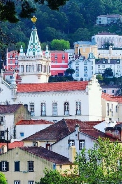 Sintra Full Day Tour w/ Cascais & Cabo da Roca: FROM LISBON - Cascais free time: a coastal break that balances the castle rush