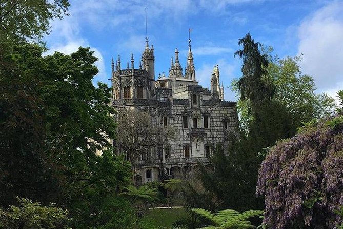 Sintra Jeep Safari - Stop 2, Quinta da Regaleira: half guided, half free time