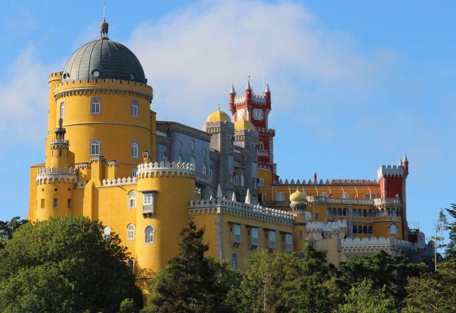 Sintra Palaces and Cascais Magical Experience Private Tour - Walking Sintra’s old town on cobbles and narrow lanes