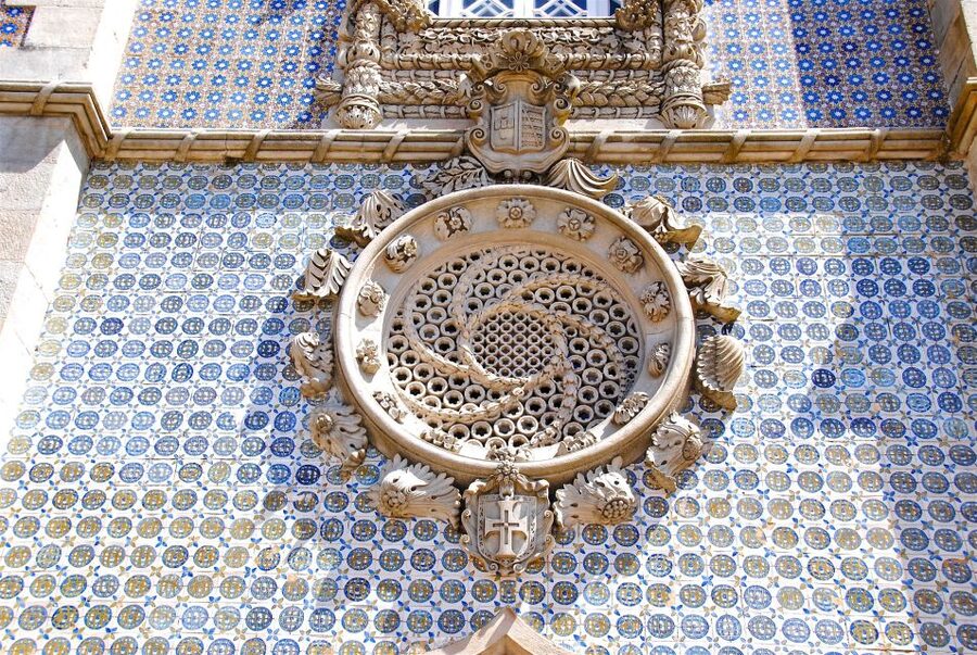 Sintra Palaces and Cascais Magical Experience Private Tour - Lunch in Sintra, how to make that gap hour feel smart