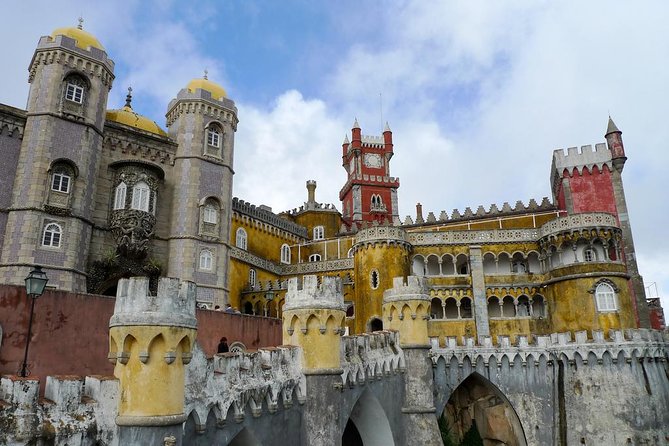 Sintra, Pena Palace, Cabo Roca, Cascais Small Group from Lisbon - Between stops: Sintra tram and tourist bus area moments