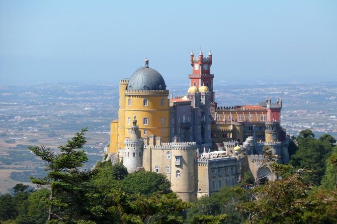 Sintra, Pena Palace, Cabo Roca, Cascais Small Group from Lisbon - Meeting point, timing, and why starting at 8:30 matters