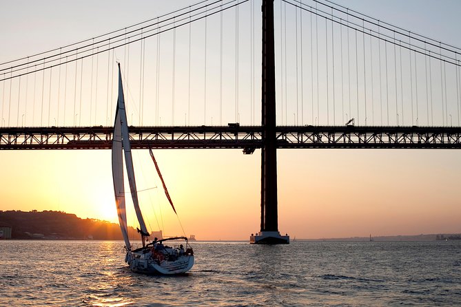 Sunset Sailing Tour On The Tagus River - FAQ