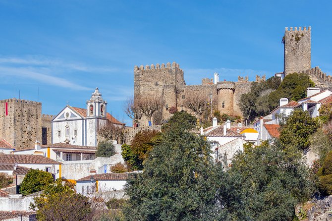 The Best of the West - Fátima, Nazaré, Óbidos & Batalha - Fátima in two stops: sanctuary plus basilica