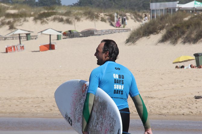 The Surf Instructor in Costa da Caparica - Equipment and Wetsuit Comfort: Winter or Summer Gear