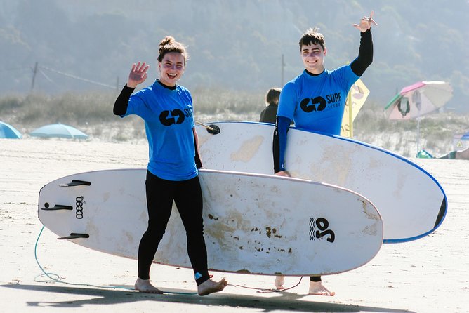The Surf Instructor in Costa da Caparica - Transportation Comfort and Bring-Your-Own Water Tips