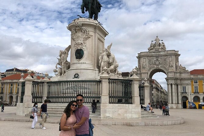 Tour of Lisbon in a Private Tour - Avenida-style stroll toward Pena and Miradouro do Torel
