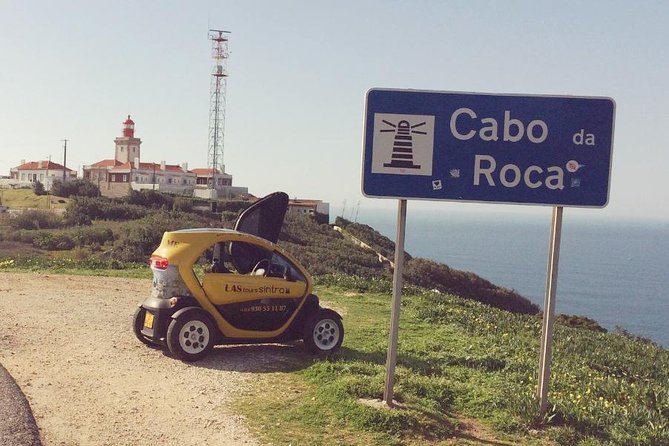 Tour Sintra in talking-car PT EN ES FR IT DE DU with GPS - Palácio da Vila: the start point that sets the tone
