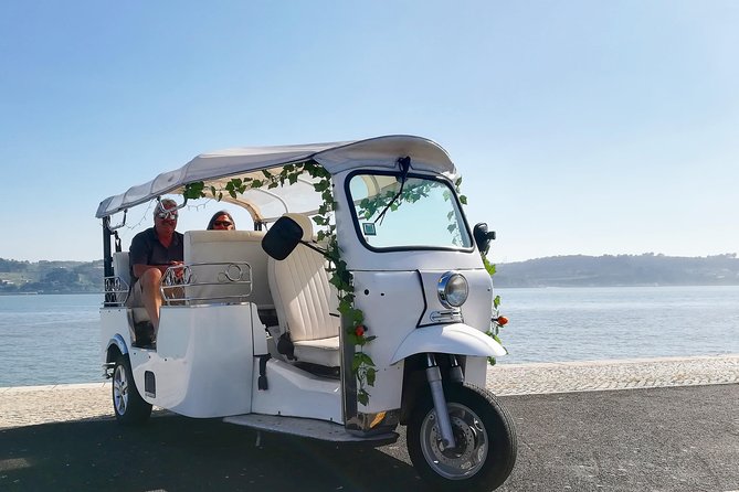 Tuk Tuk Lisbon Guided tour! 100% PRIVATE & PERSONALIZED - Chiado and Fado Energy: Architecture and the Sounds of Portugal