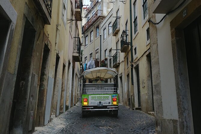 Tuk Tuk Lisbon: The Best of Lisbon in Half a Day - Chiado: 10 Minutes in the City’s Living Shopping Heart