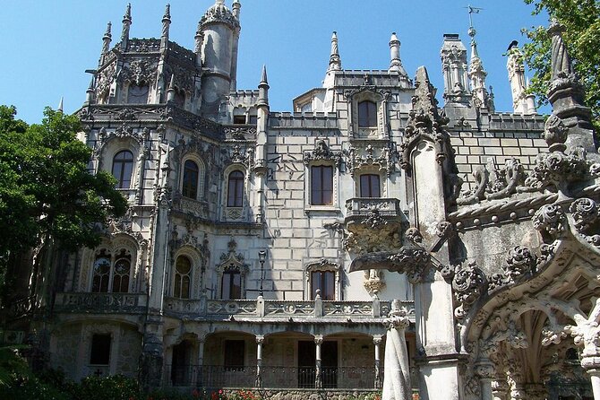 Unforgettable Sintra Tour E-CAR GPS audio-guided route that informs and entertains! - Parking, navigation, and on-road support that actually helps