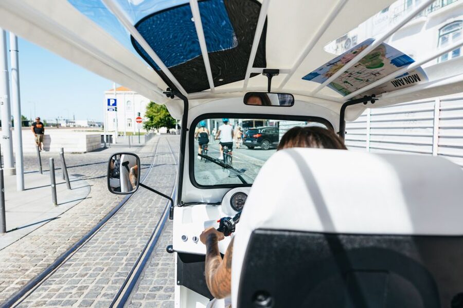 Vadio: Lisbon Old Town Private Tuk Tuk Tour - São Vicente de Fora Monastery: quieter sights in a busy city