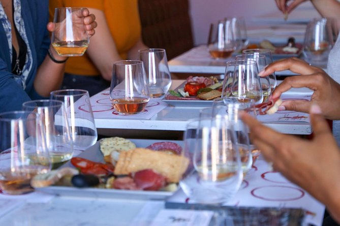 Wine and Cheese Tasting Lunch in Portuguese Wine Bar - The Core Experience: Your 6-Wine Portuguese Journey