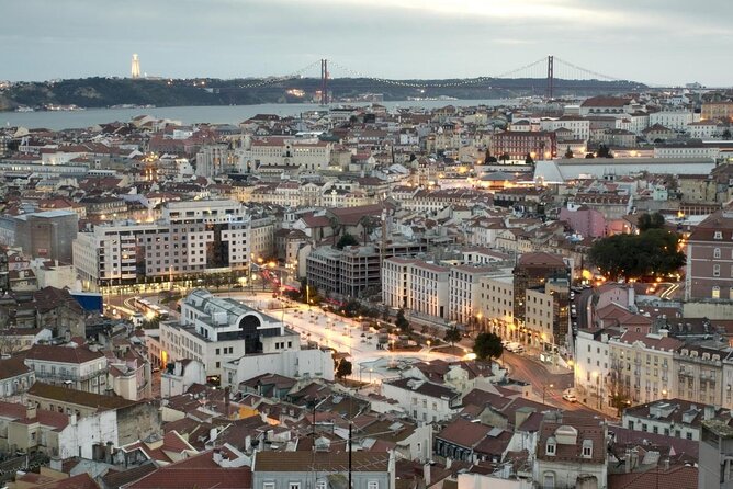 Winner 2025 Undiscovered Lisbon Food & Wine Tour by Eating Europe - Key things I’d circle before you book